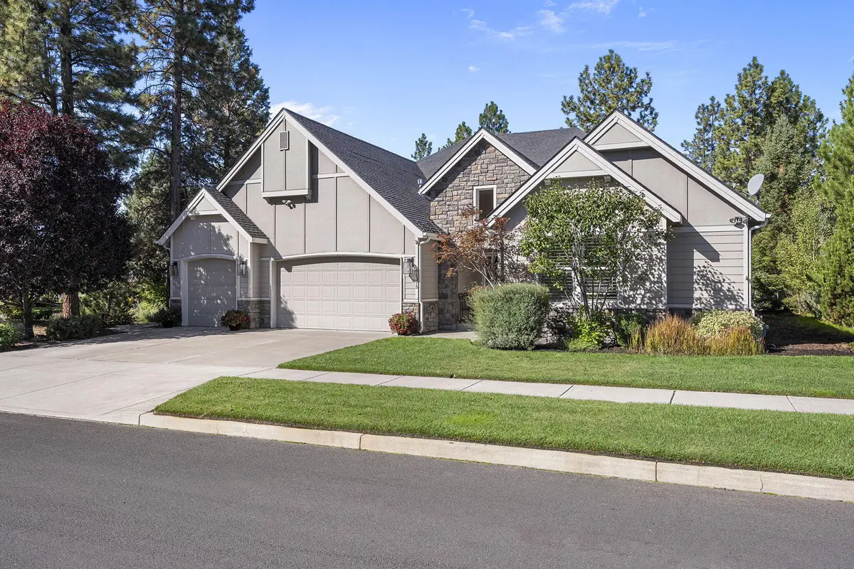 61375 Huckleberry, Bend, OR 97702 - Image #1
