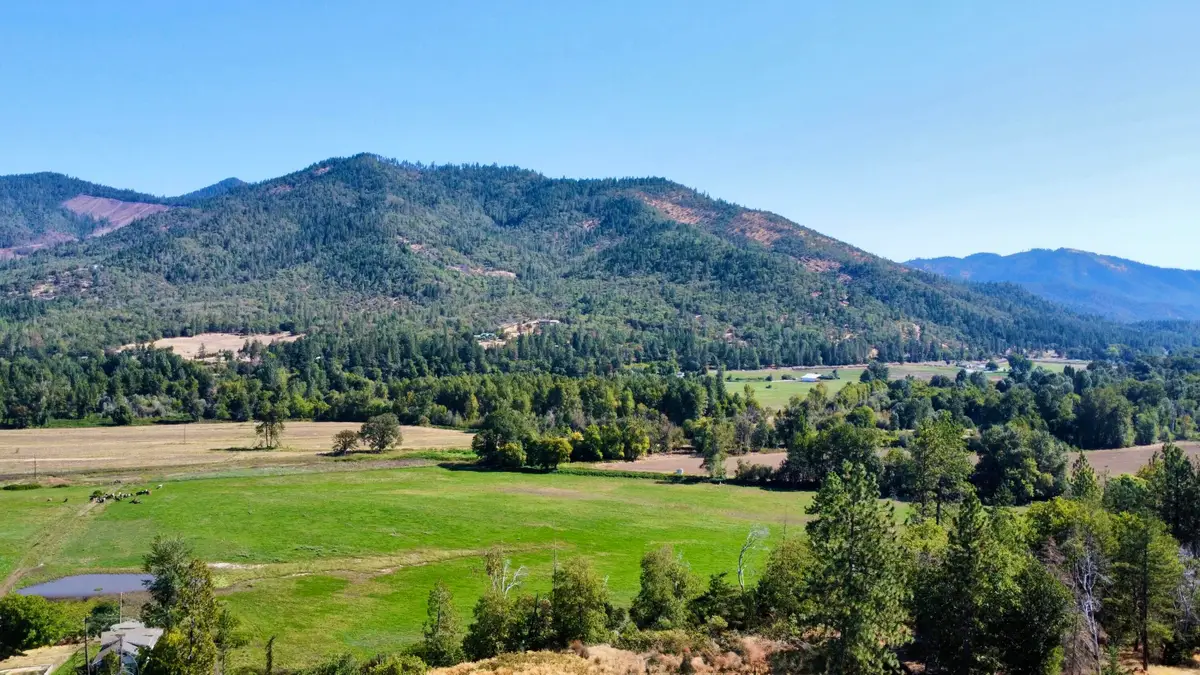 0 Hillview, Grants Pass, OR 97527 - Image #1