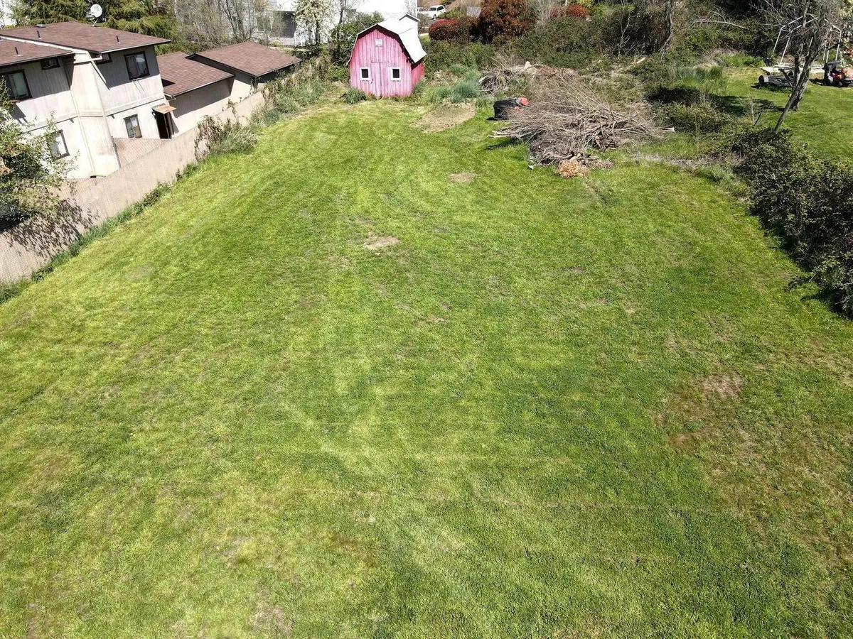 2060 NE Fairview, Grants Pass, OR 97526 - Image #1