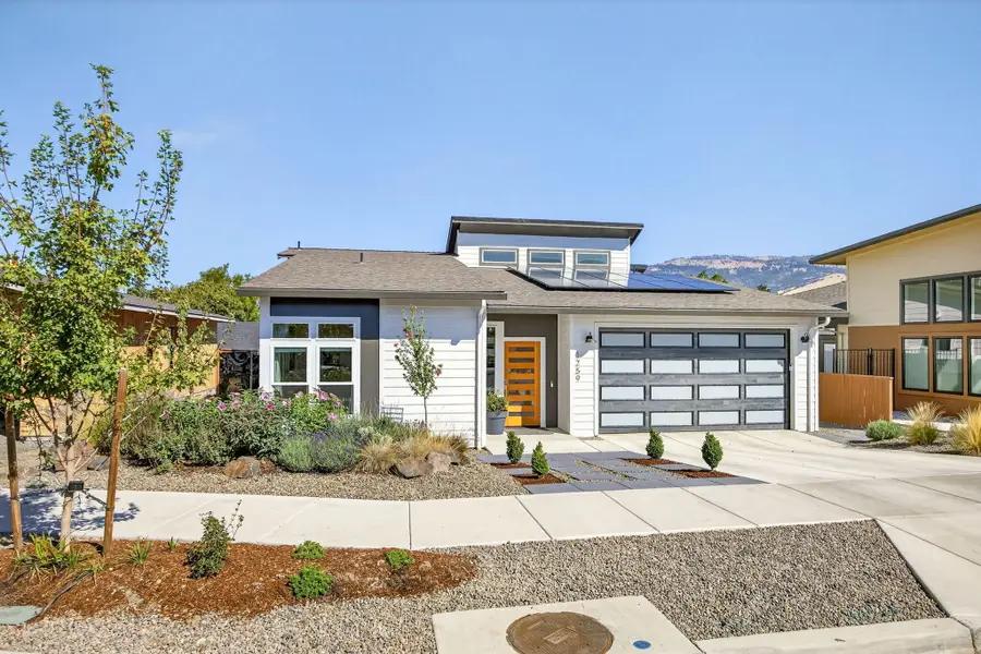 1259 Hagen, Ashland, OR 97520 - Image #2