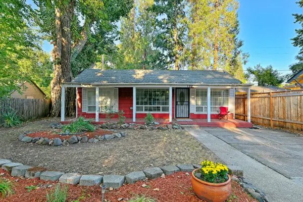 122 Willamette, Medford, OR 97504