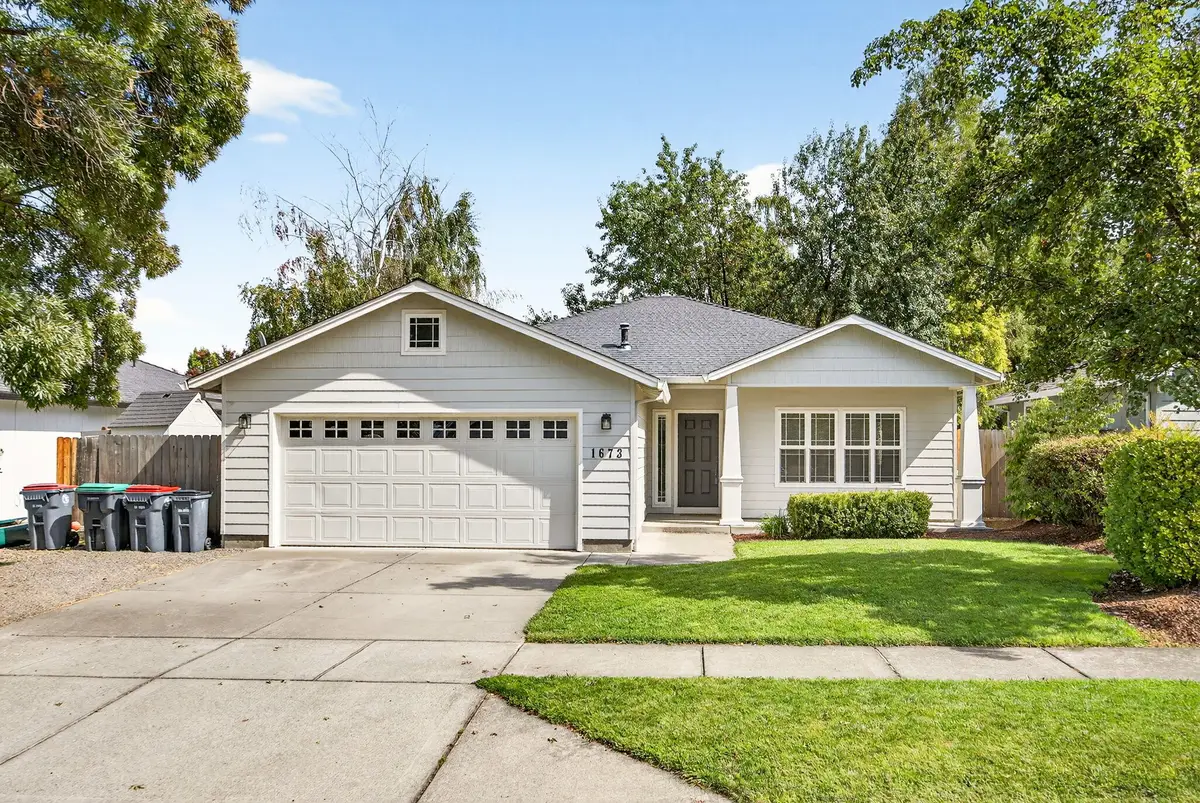 1673 Alexis, Medford, OR 97501 - Image #1