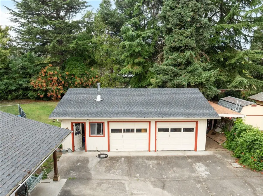 3307 Freeland, Central Point, OR 97502 - Image #3