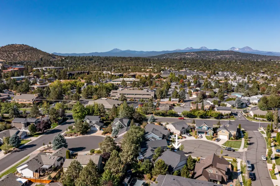 2324 NE Halston, Bend, OR 97701 - Image #3