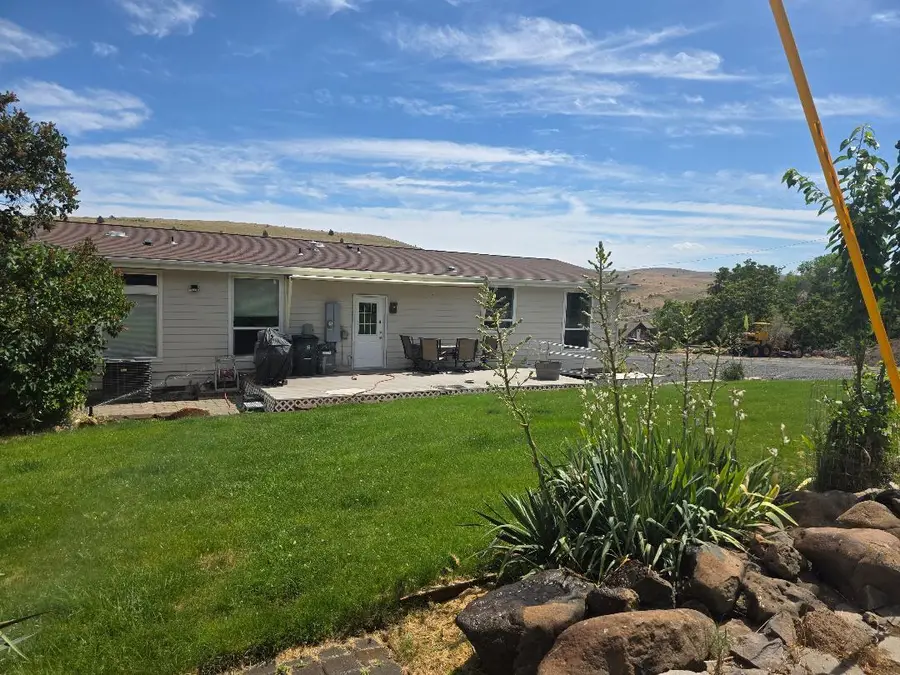 624 Dufur, Maupin, OR 97037 - Image #3