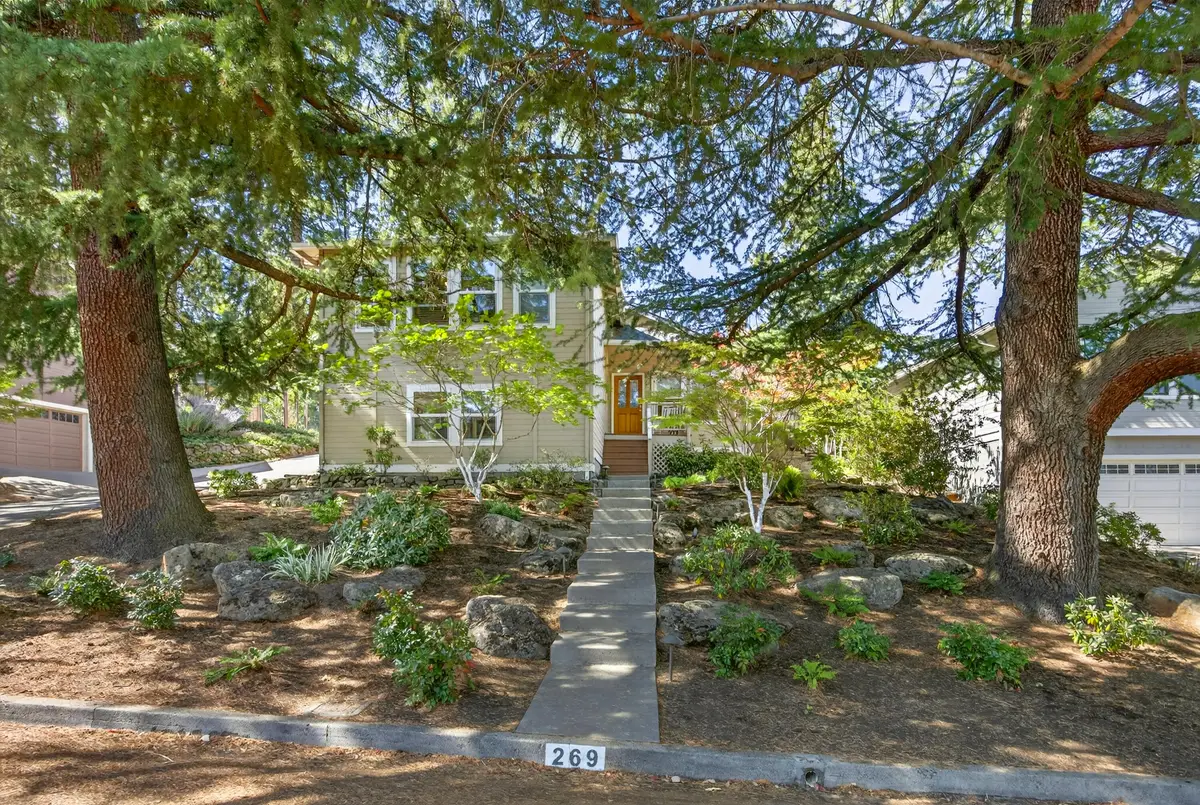 269 Idaho, Ashland, OR 97520 - Image #1