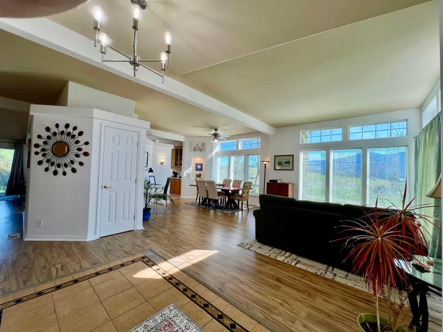 501 Carter, Ashland, OR 97520 - Image #2