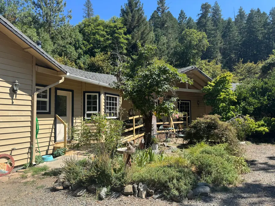 4835 Thompson Creek Road, Applegate, OR 97530 - Image #2