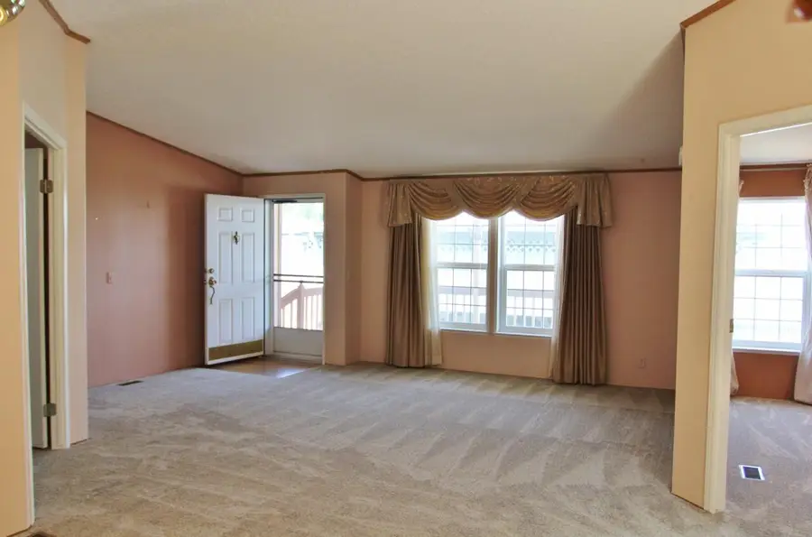 4200 Summers, Klamath Falls, OR 97603 - Image #2