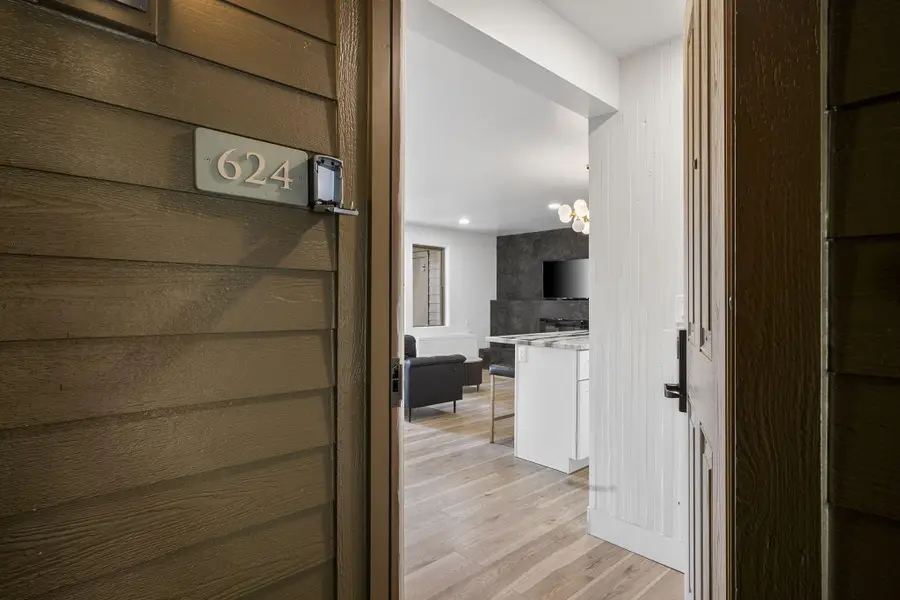 18575 SW Century, Bend, OR 97702 - Image #2