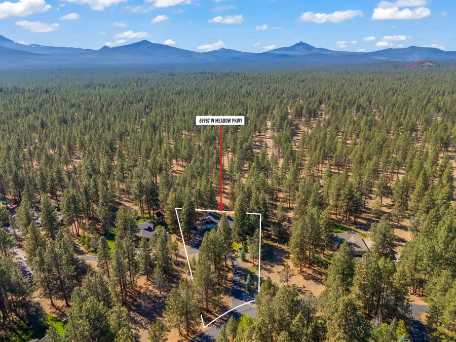 69987 West Meadow Parkway, Sisters, OR 97759 - Image #3