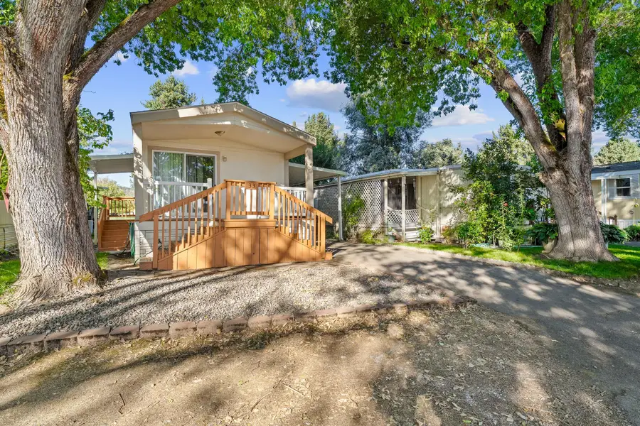 3700 Bellinger Lane #33, Medford, OR 97501 - Image #3