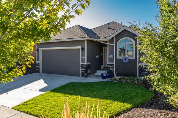 2949 NE Flagstone Avenue, Bend, OR 97701