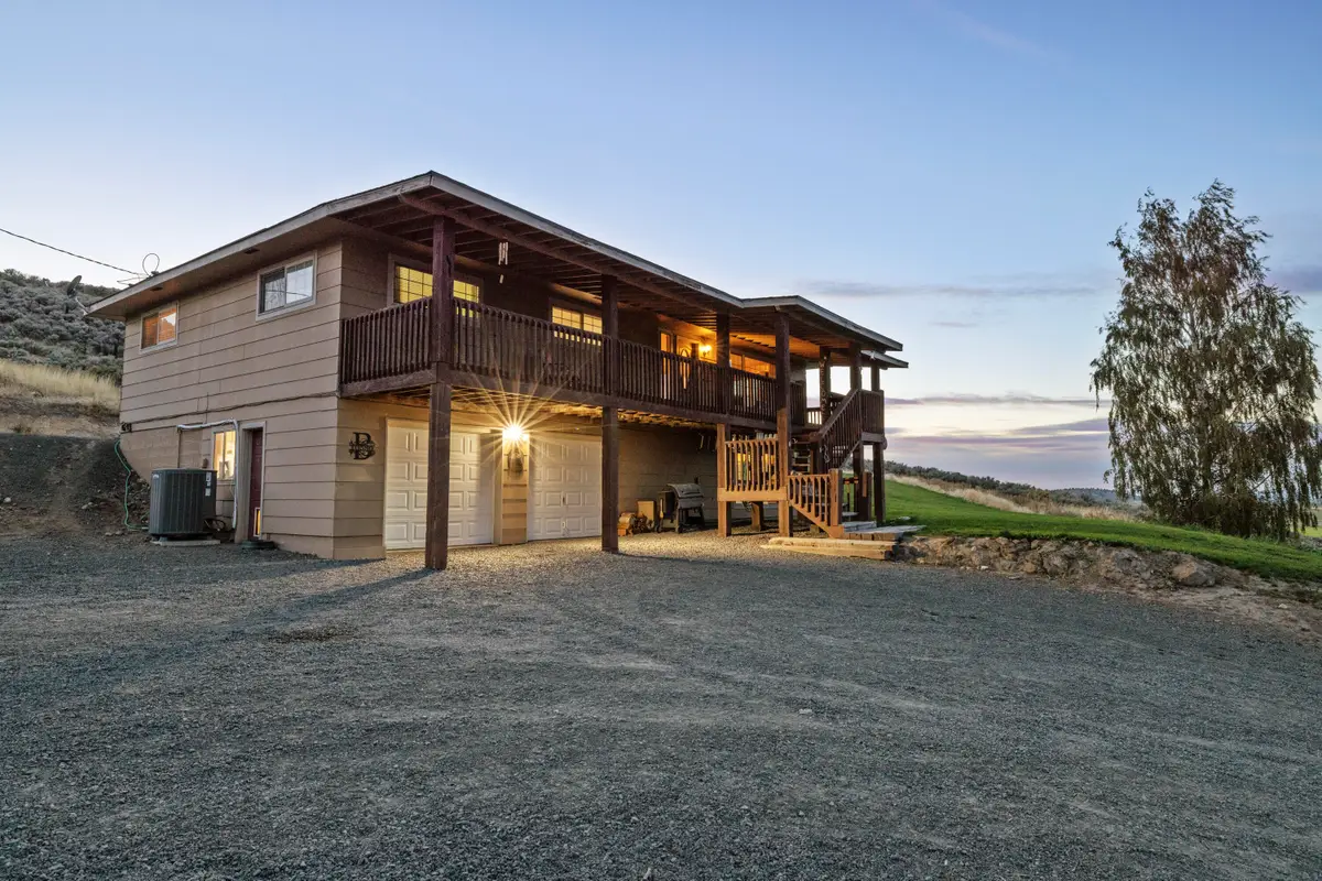 10580 Buesing, Klamath Falls, OR 97603 - Image #1