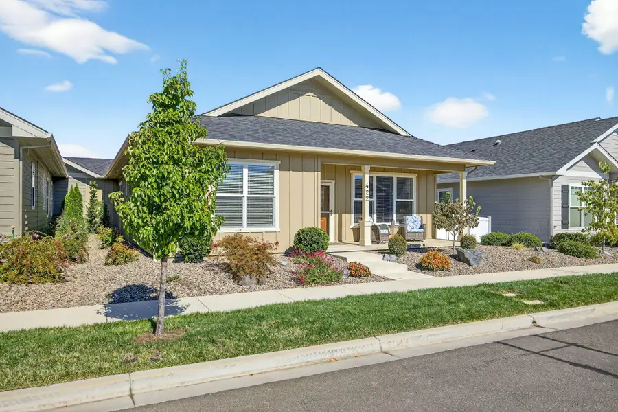 422 Castle Rock, Central Point, OR 97502 - Image #3