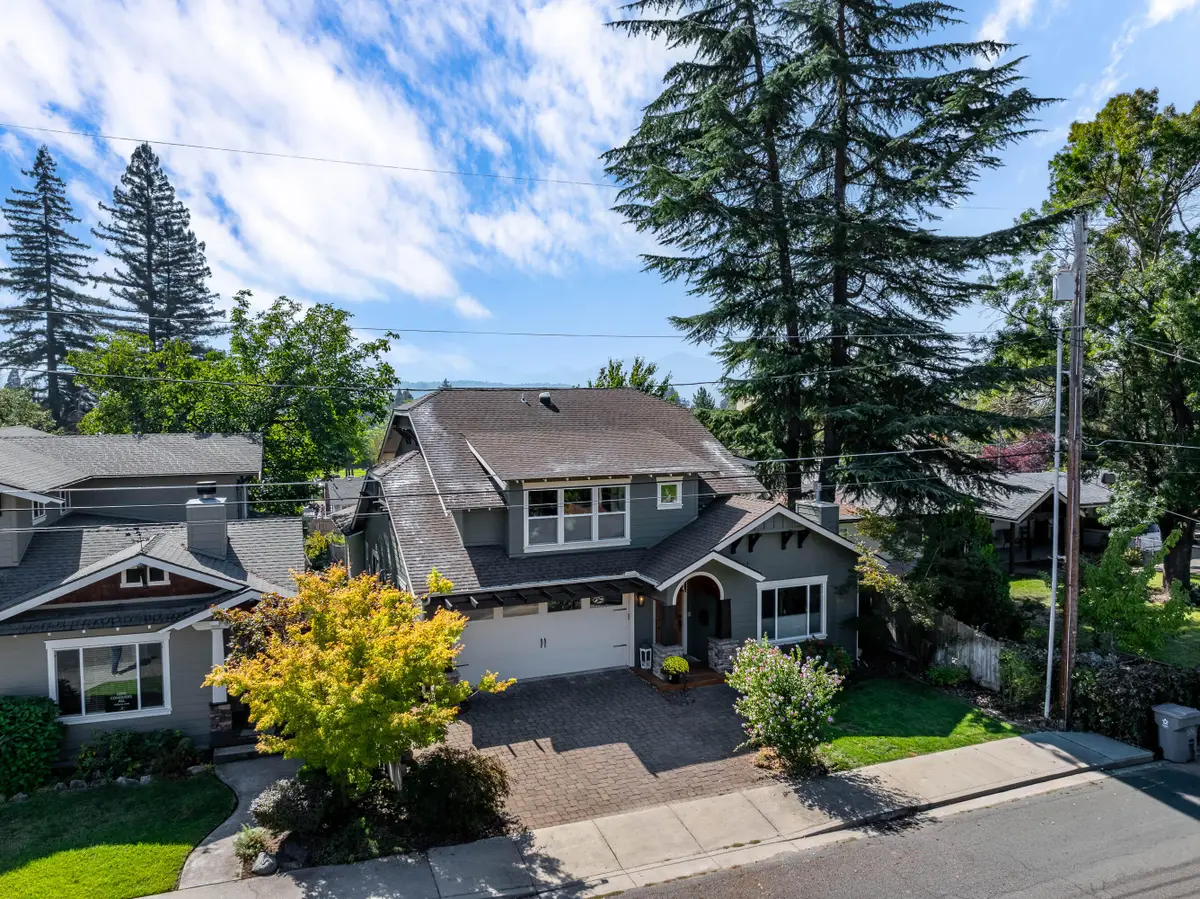 331 NE Fetzner, Grants Pass, OR 97526 - Image #1