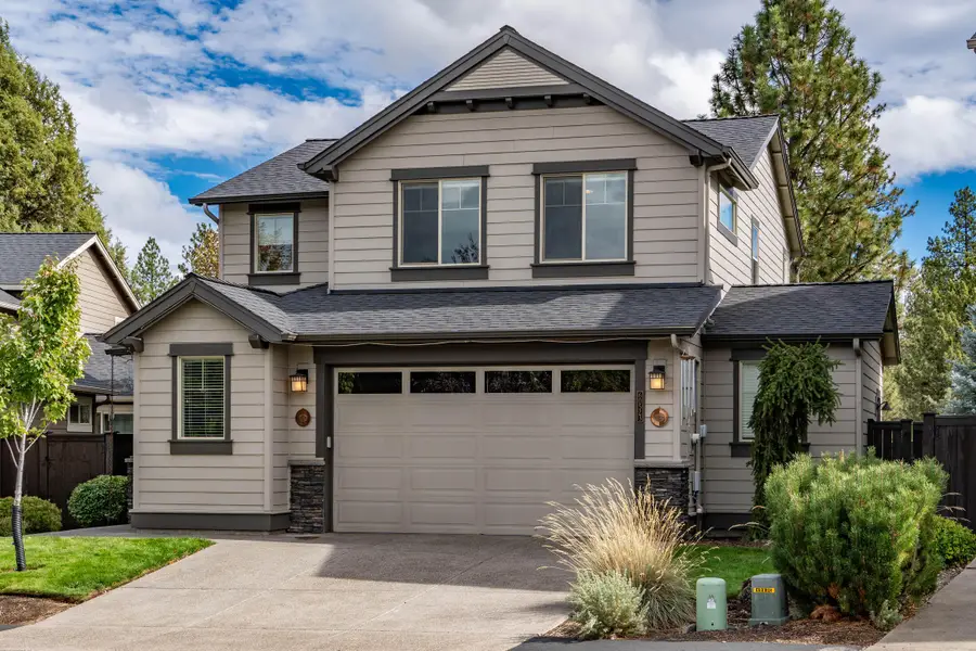 60523 Hedgewood, Bend, OR 97702 - Image #3