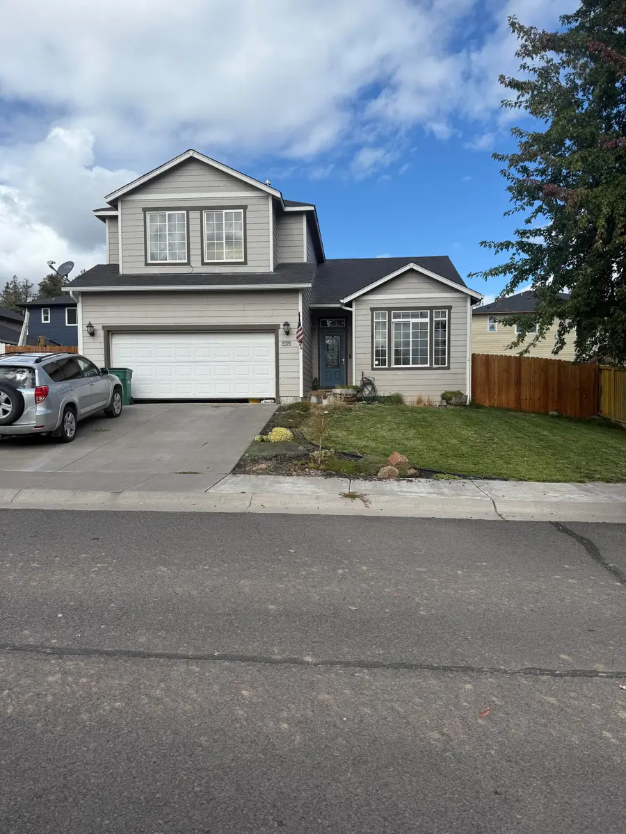 5099 Cherry Blossom, Klamath Falls, OR 97601 - Image #2