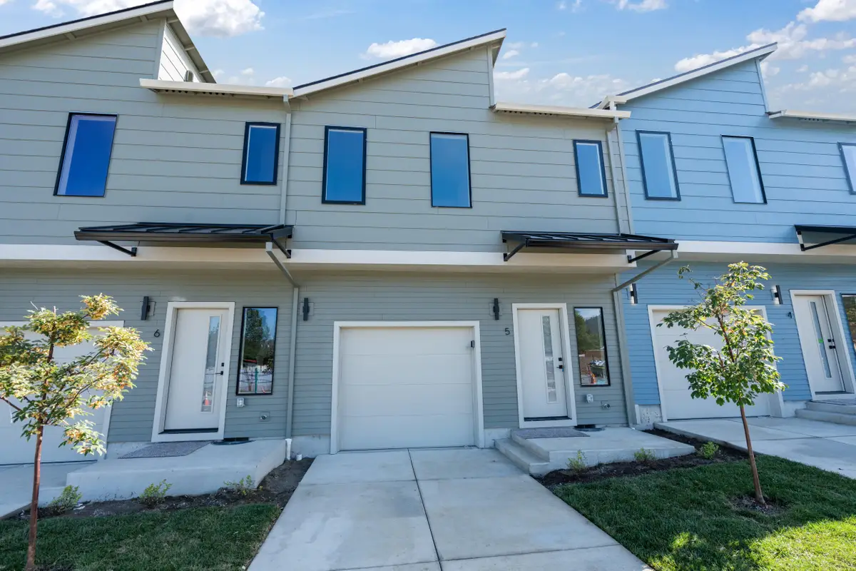 2028 Sunset, Medford, OR 97501 - Image #1