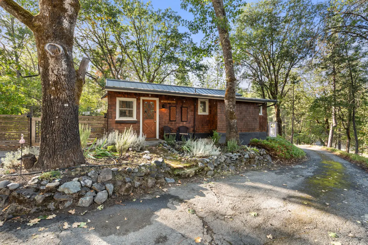 151 Ewe Creek, Grants Pass, OR 97526 - Image #1