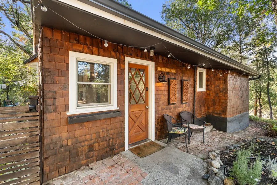 151 Ewe Creek, Grants Pass, OR 97526 - Image #2