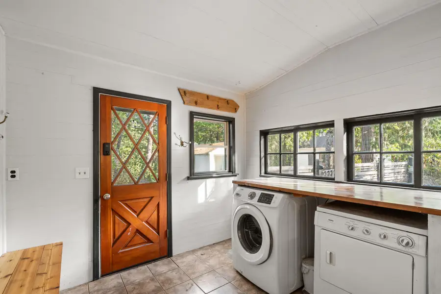 151 Ewe Creek, Grants Pass, OR 97526 - Image #3