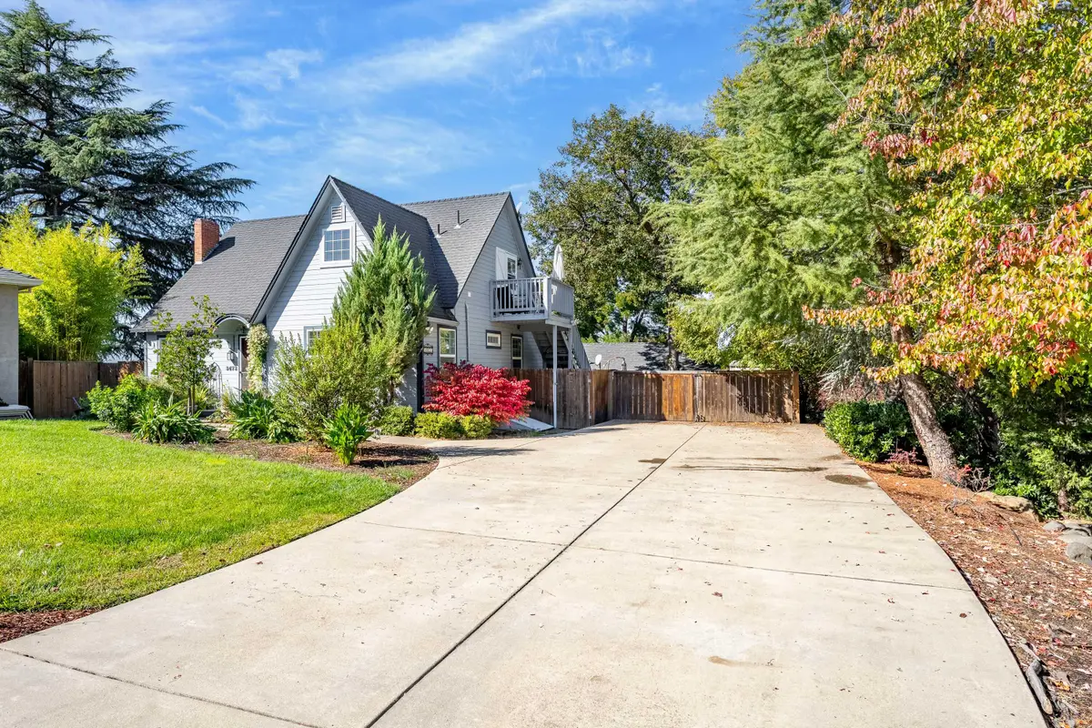 3473 Poppywoods, Medford, OR 97504 - Image #1