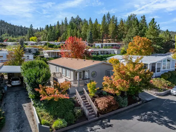 3955 South Stage Rd, Medford, OR 97501