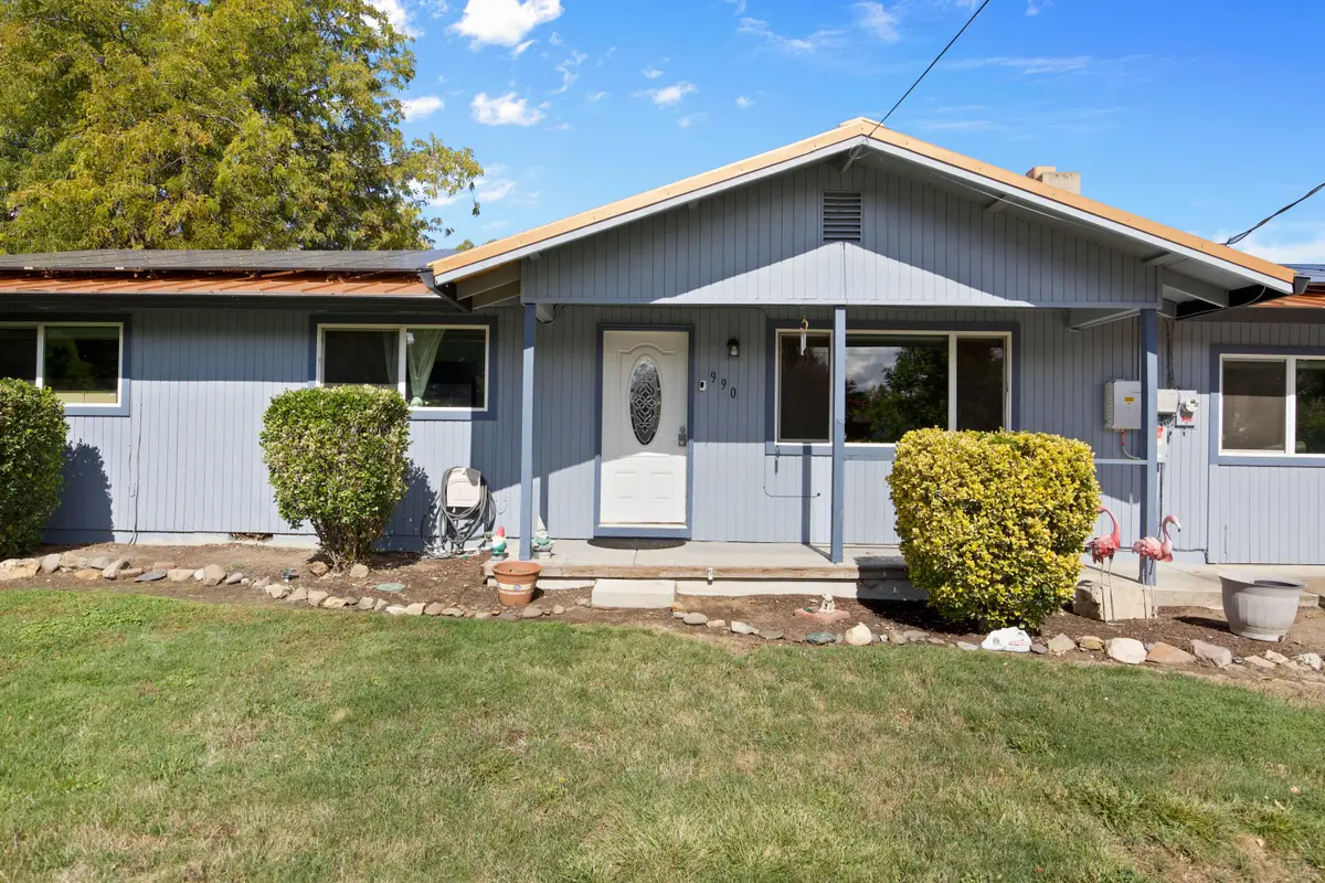 990 Janes, Medford, OR 97501 - Image #1