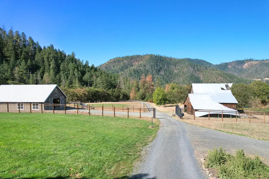 931 Hogan, Applegate, OR 97530 - Image #2