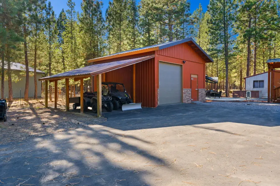 52025 Noble Fir, La Pine, OR 97739 - Image #3