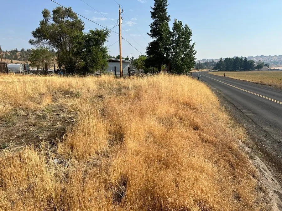 370 NE Meadowlark, Madras, OR 97741 - Image #3