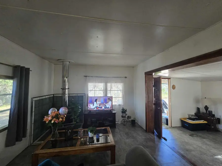 2584 Rockydale, Cave Junction, OR 97523 - Image #2