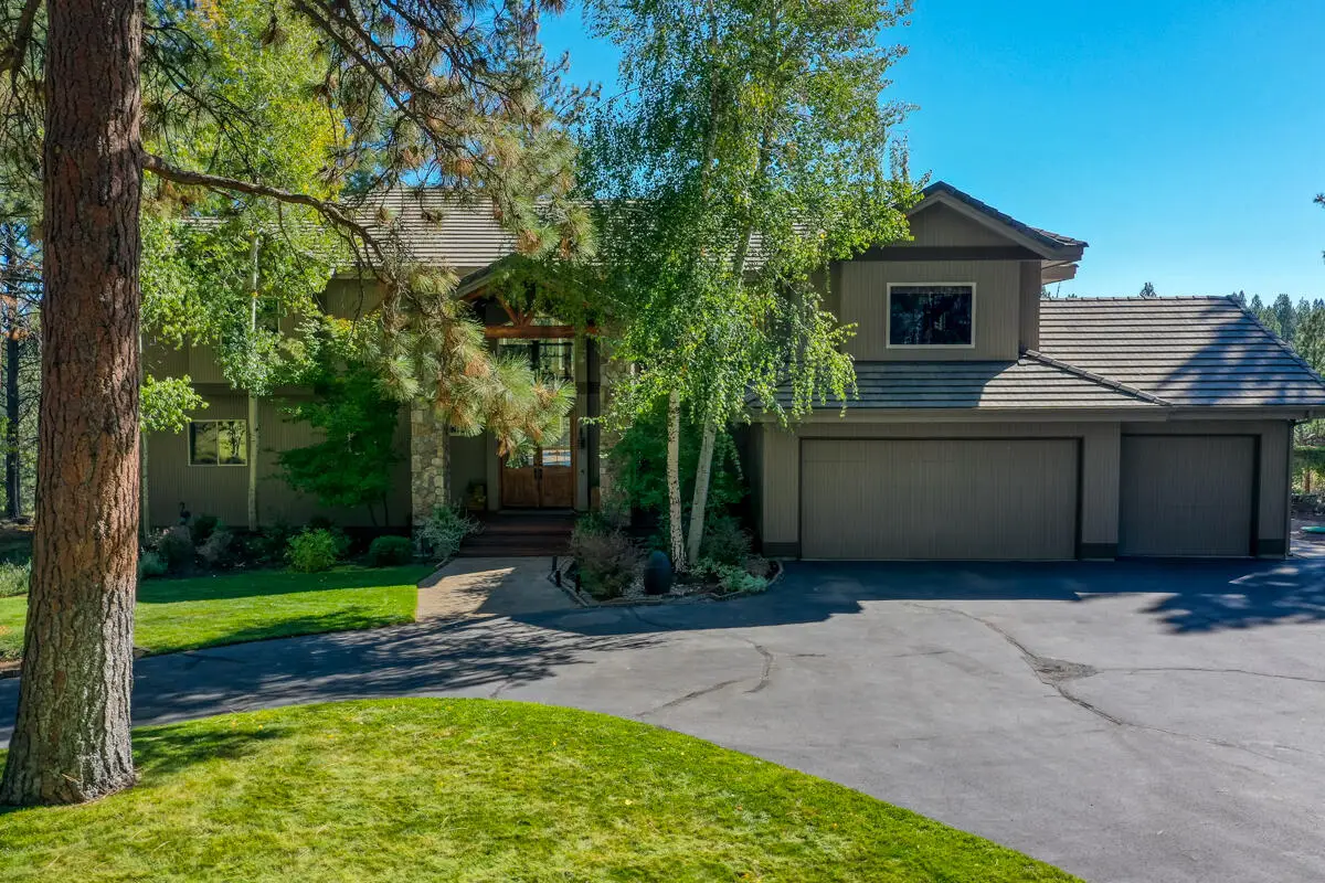 61015 River Bluff, Bend, OR 97702 - Image #1