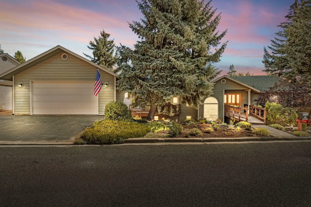 99 Ridgecrest, Klamath Falls, OR 97601 - Image #1