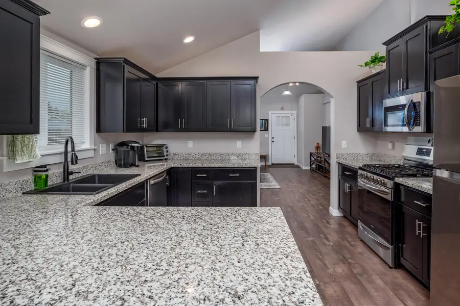 848 Trinity, Medford, OR 97501 - Image #3