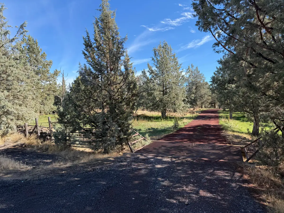 NE 41st, Redmond, OR 97756 - Image #1