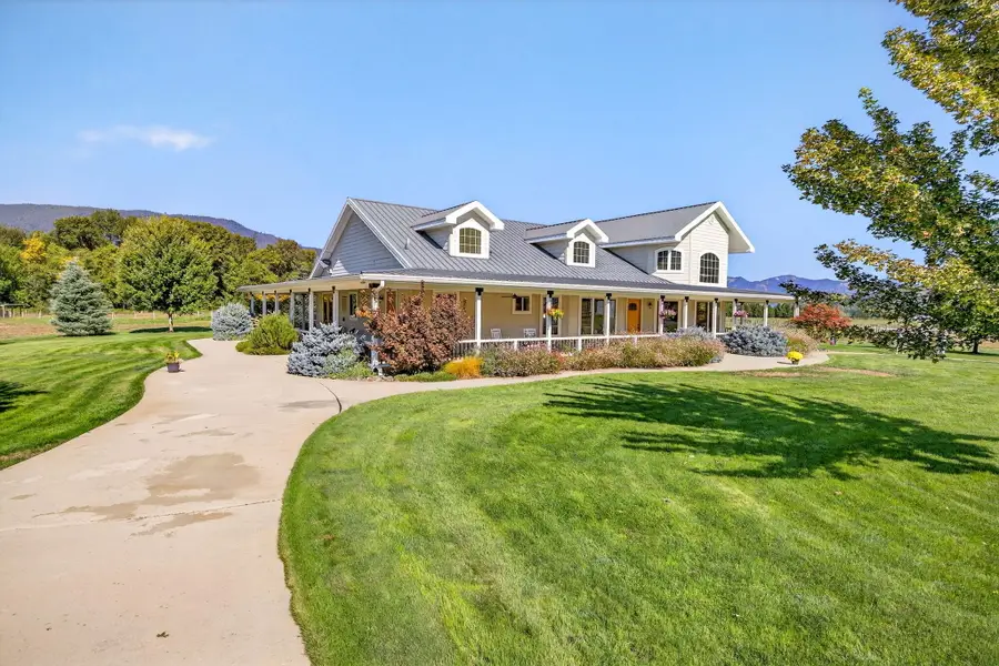 18200 Williams, Williams, OR 97544 - Image #3