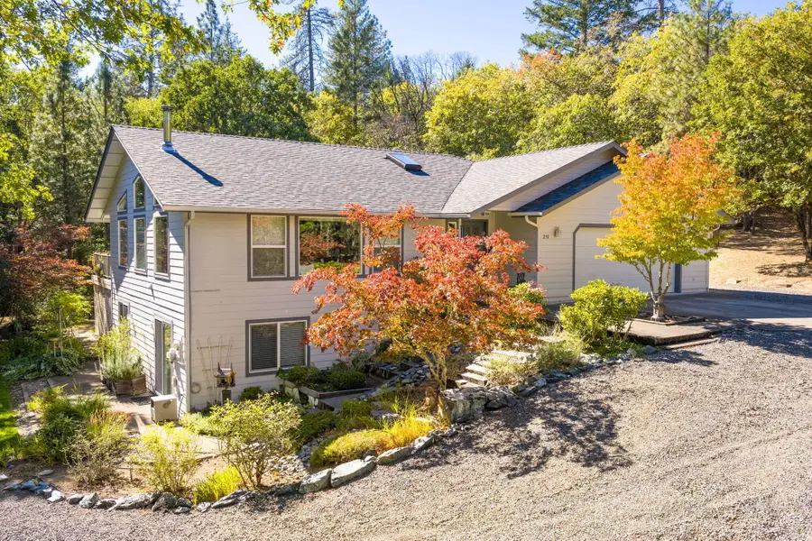 250 Cambridge, Grants Pass, OR 97526 - Image #2