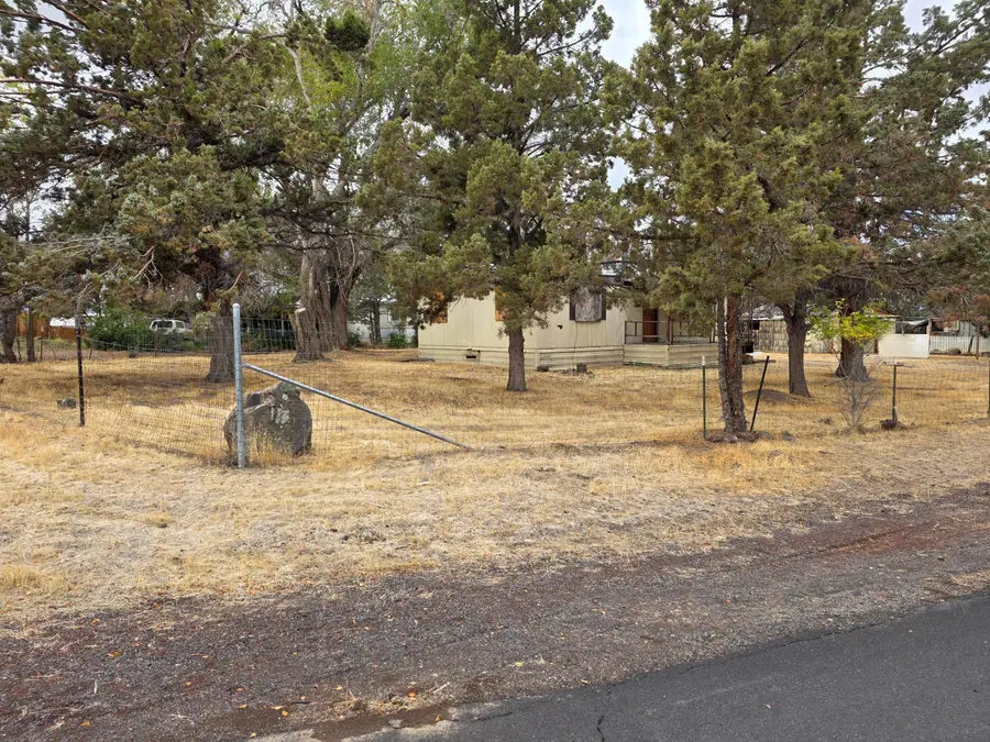 2675 NW Norse, Redmond, OR 97756 - Image #3