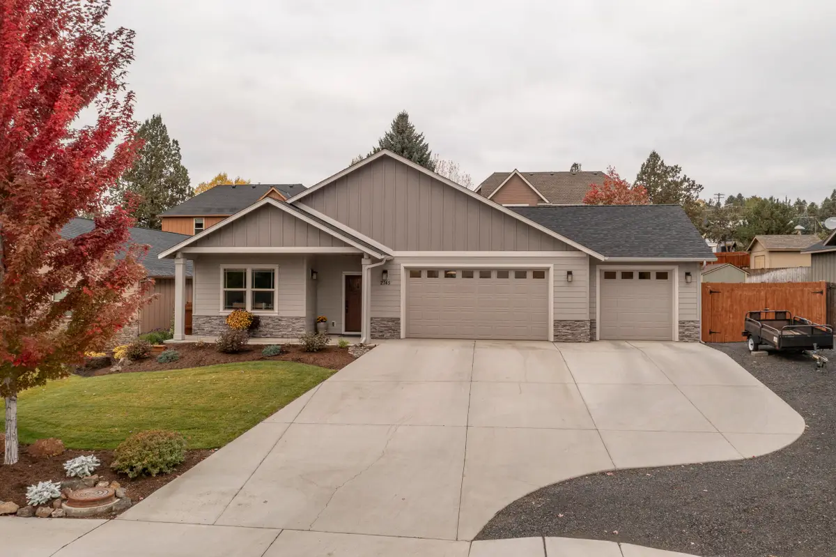 2745 SW 32nd, Redmond, OR 97756 - Image #1