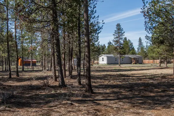 8859 Split Rail, La Pine, OR 97739