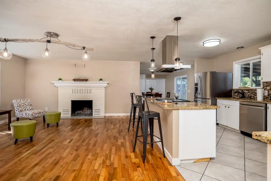 1461 Johnson, Medford, OR 97504 - Image #3