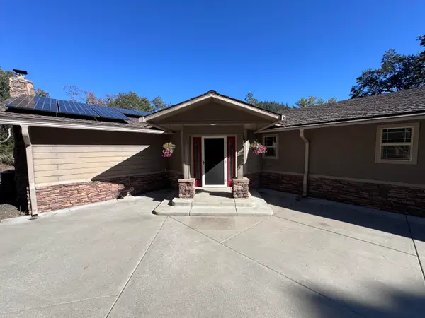 12330 E Evans Creek, Rogue River, OR 97537