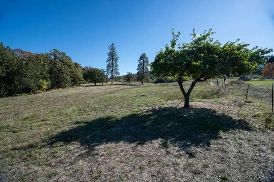 0 South Pacific, Talent, OR 97540 - Image #3