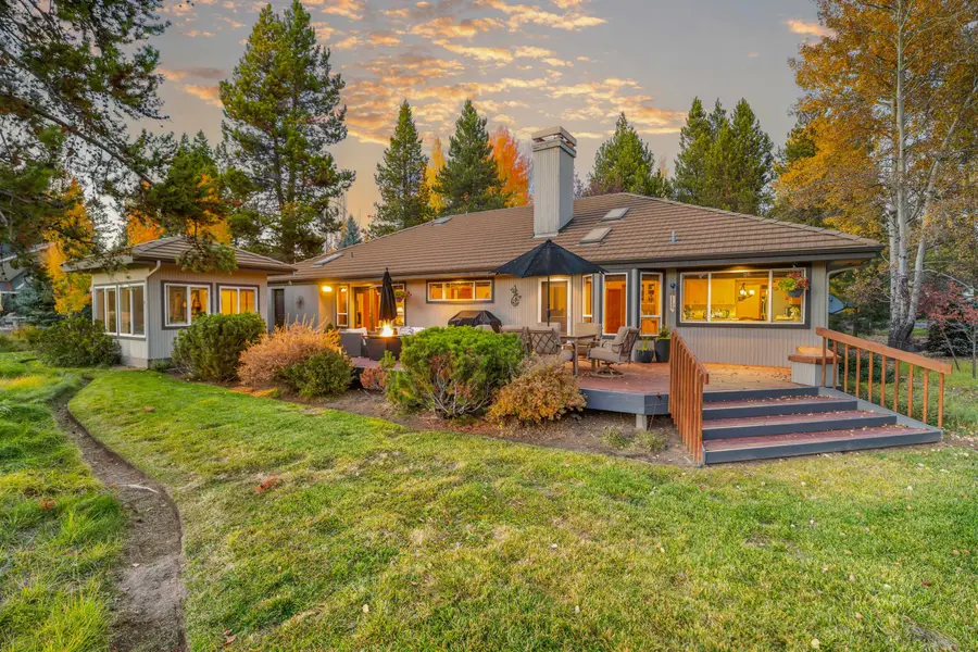 16787 Pony Express, Bend, OR 97707 - Image #2