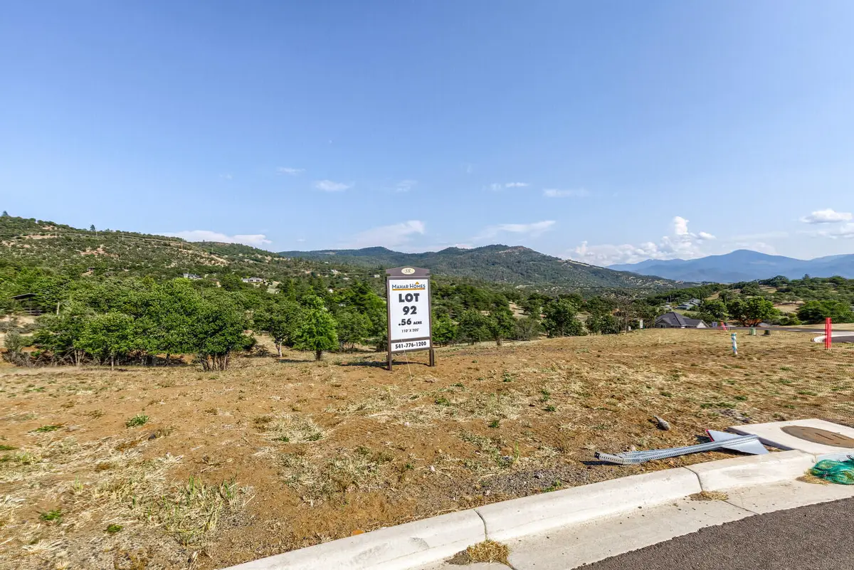 5712 Winter Hills Drive, Medford, OR 97504 - #1