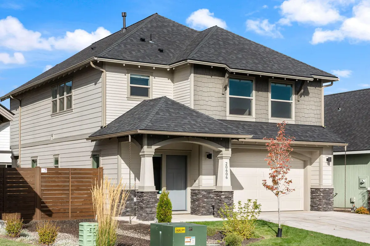 20606 SE Slate, Bend, OR 97702 - Image #1