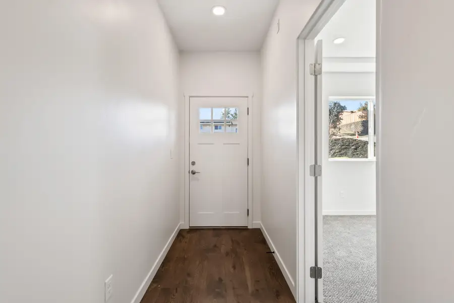 147 SE 16th, Madras, OR 97741 - Image #3