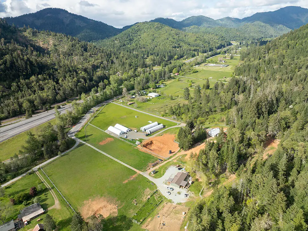 321 N Frontage Road, Wolf Creek, OR 97497 - Image #1